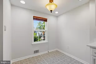 13103 Vineyard Way, Woodbridge, VA 22191 - Photo 8