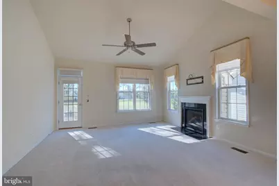 13729 Heritage Valley Way, Gainesville, VA 20155 - Photo 16