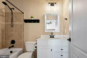 8114 Essex Grv Wy, Manassas, VA 20111 - Photo 58