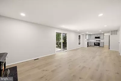 15923 Dolphin Drive, Montclair, VA 22025 - Photo 6