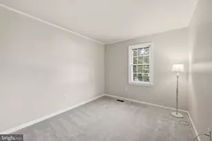 11979 Farrabow Ln, Woodbridge, VA 22192 - Photo 24