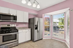 7873 Rebel Walk Dr, Manassas, VA 20109 - Photo 12