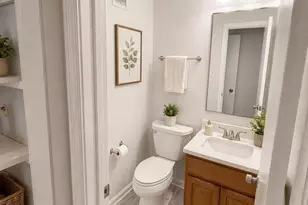 12167 Old Salem Ct, Woodbridge, VA 22192 - Photo 10