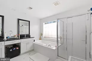 5880 Moonbeam Dr, Woodbridge, VA 22193 - Photo 28