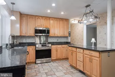 15917 Edgewood Drive, Dumfries, VA 22025 - Photo 16