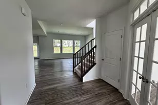 9428 Deschamp Ct, Manassas, VA 20112 - Photo 6