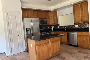 14118 Madrigal Dr, Woodbridge, VA 22193 - Photo 8