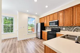 13036 Taxi Dr, Woodbridge, VA 22193 - Photo 20
