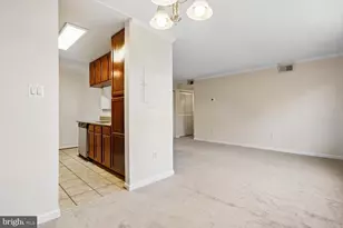 15655 Horseshoe Ln, Woodbridge, VA 22191 - Photo 8