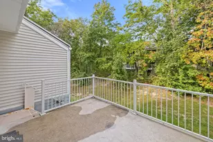 2821 Madeira Ct, Woodbridge, VA 22192 - Photo 26