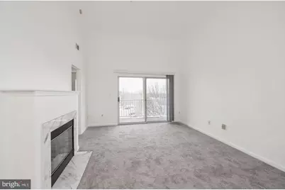 1025 Gardenview Loop #301, Woodbridge, VA 22191 - Photo 8