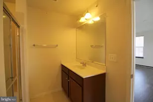 14782 Mason Creek Cir, Woodbridge, VA 22191 - Photo 16