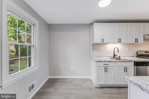 1202 Fox Run Pl, Woodbridge, VA 22191 - Photo 16