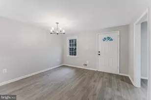 1202 Fox Run Pl, Woodbridge, VA 22191 - Photo 6