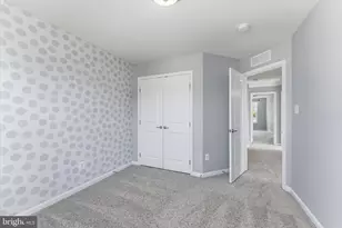 7011 Darbey Knoll Dr, Gainesville, VA 20155 - Photo 34