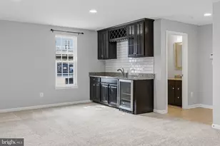 7011 Darbey Knoll Dr, Gainesville, VA 20155 - Photo 42