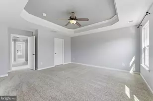 7011 Darbey Knoll Dr, Gainesville, VA 20155 - Photo 26