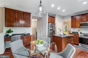 15216 Spotted Turtle Ct, Woodbridge, VA 22193 - Photo 10