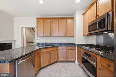 2161 Oberlin Drive, Woodbridge, VA 22191 - Photo 6