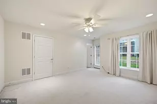 2161 Oberlin Dr, Woodbridge, VA 22191 - Photo 52