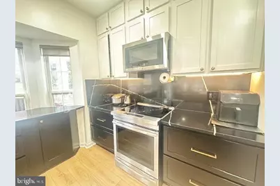 15448 Beachland Way, Dumfries, VA 22025 - Photo 12