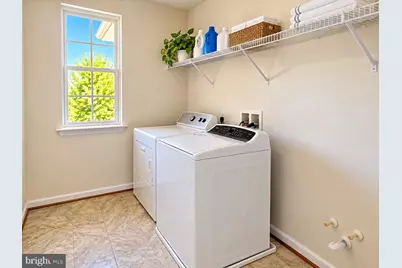 8707 Raleigh Mews, Gainesville, VA 20155 - Photo 16