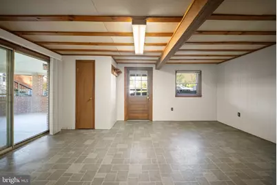 8156 Claremont Street, Manassas, VA 20110 - Photo 22