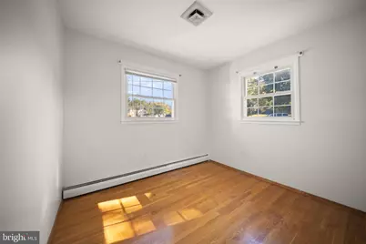8156 Claremont Street, Manassas, VA 20110 - Photo 38