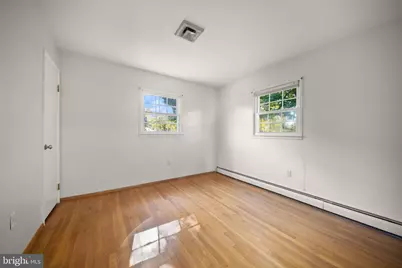 8156 Claremont Street, Manassas, VA 20110 - Photo 40