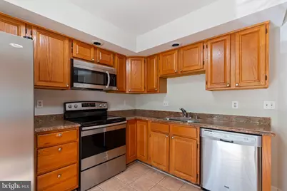 12143 Abbey Glen Court, Woodbridge, VA 22192 - Photo 12