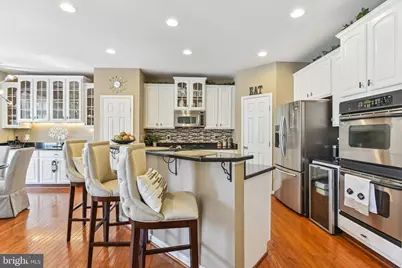 6758 Edgartown Way, Gainesville, VA 20155 - Photo 12