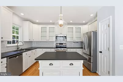 9729 Cheshire Ridge Circle, Manassas, VA 20110 - Photo 10