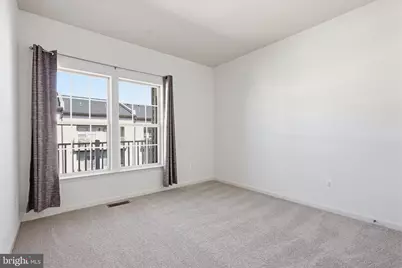 7947 Crescent Park Drive, Gainesville, VA 20155 - Photo 20