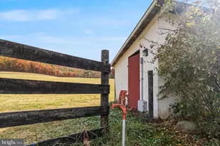 19442 Runions Creek Rd, Broadway, VA 22815 - Photo 14