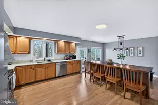 3229 Hopkins Dr, Mc Gaheysville, VA 22840 - Photo 4