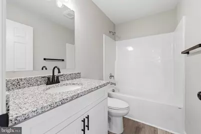 340 W Fairfax Avenue, Elkton, VA 22827 - Photo 30
