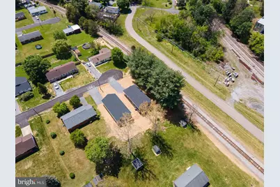 342 W Fairfax Avenue, Elkton, VA 22827 - Photo 46