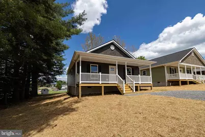 342 W Fairfax Avenue, Elkton, VA 22827 - Photo 26