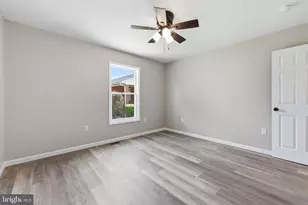 342 W Fairfax Ave, Elkton, VA 22827 - Photo 18