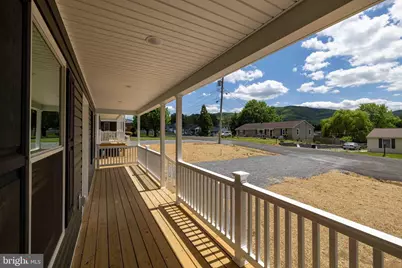 342 W Fairfax Avenue, Elkton, VA 22827 - Photo 30