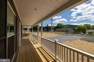 342 W Fairfax Ave, Elkton, VA 22827 - Photo 30
