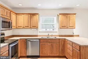 106 7th St, Grottoes, VA 24441 - Photo 12