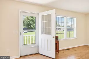 106 7th St, Grottoes, VA 24441 - Photo 10