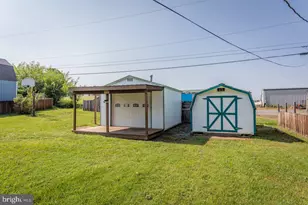 204 4th St, Broadway, VA 22815 - Photo 2