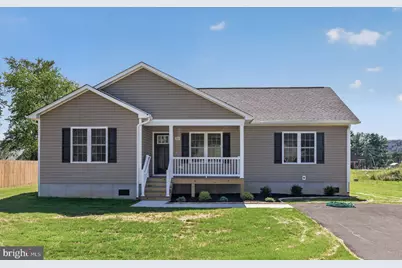 101 8th Street, Grottoes, VA 24441 - Photo 1