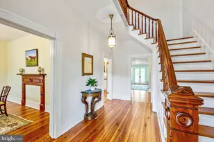 558 Gay St, Washington, VA 22747 - Photo 2