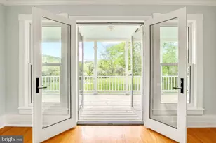558 Gay St, Washington, VA 22747 - Photo 16