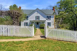 15 Chilton Ln, Sperryville, VA 22740 - Photo 1