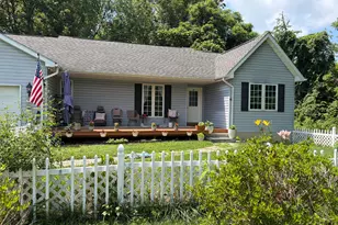 7 Bailey Ln, Amissville, VA 20106 - Photo 1
