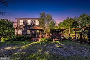 100 Linden Ln, Flint Hill, VA 22627 - Photo 2